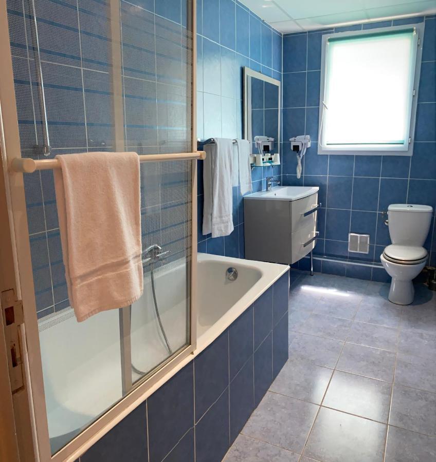 Hotel Le Derby Cagnes-sur-Mer Ngoại thất bức ảnh
