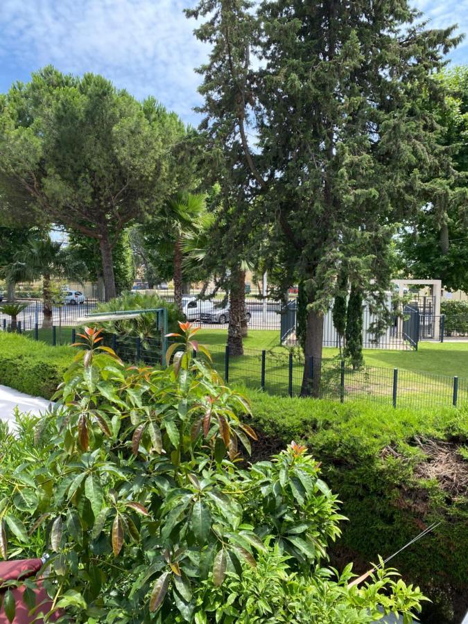 Hotel Le Derby Cagnes-sur-Mer Ngoại thất bức ảnh