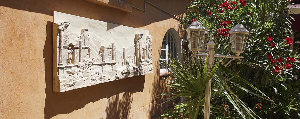 Hotel Le Derby Cagnes-sur-Mer Ngoại thất bức ảnh