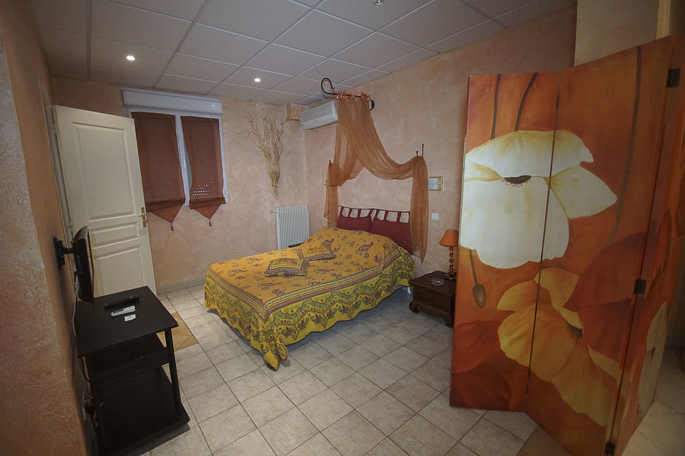 Hotel Le Derby Cagnes-sur-Mer Ngoại thất bức ảnh