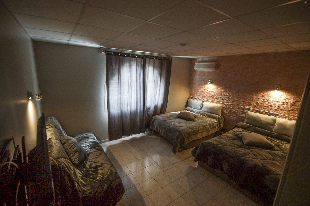 Hotel Le Derby Cagnes-sur-Mer Ngoại thất bức ảnh